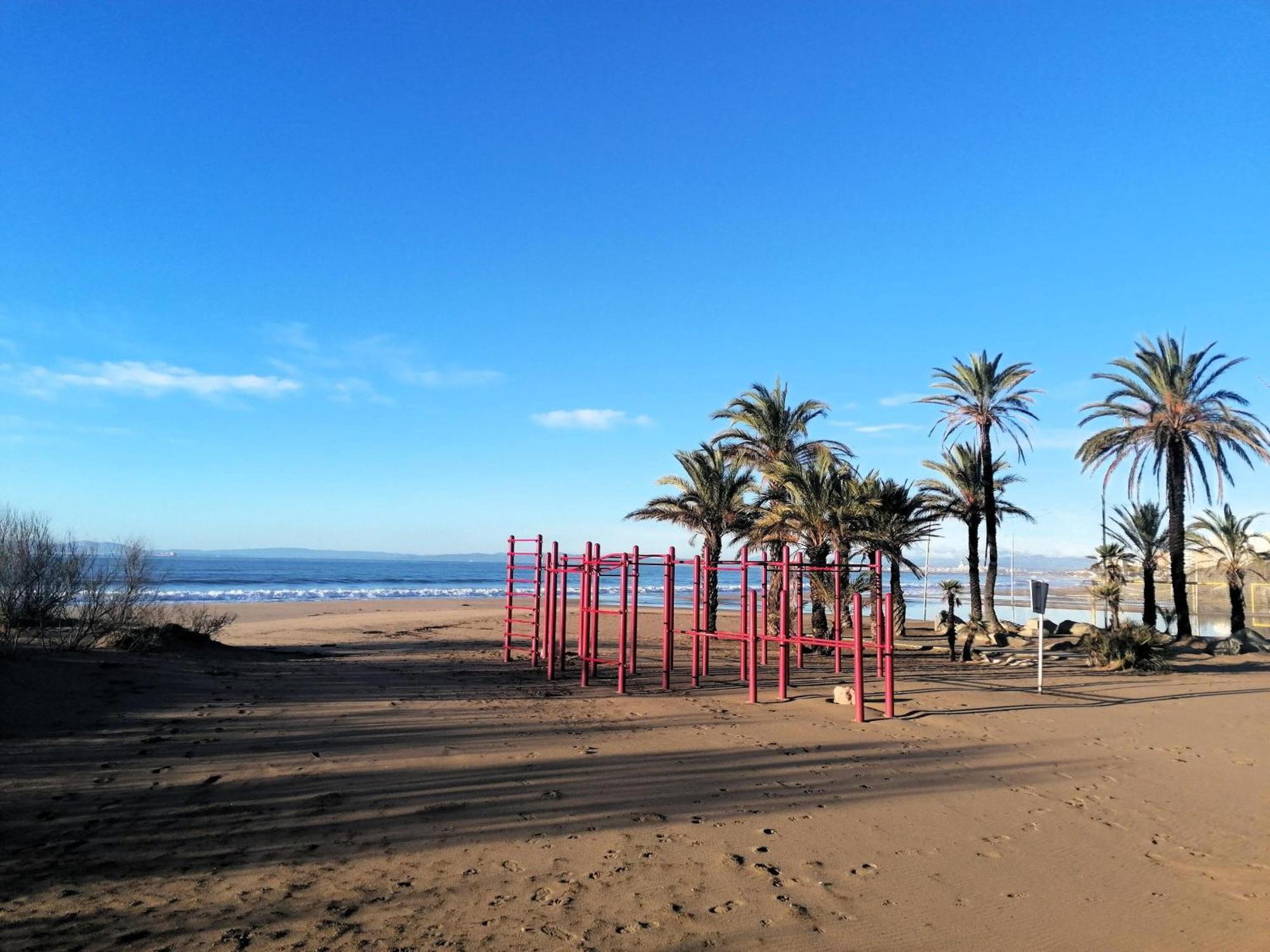 Appartement 3170 Hort De Mar E 341, Vista Inmejorable, En 1ª Linea De Mar Y Frente A La Playa Mas Espaciosa De Roses. Edificio Tranquilo. A.a. Parking. - Es-258-4