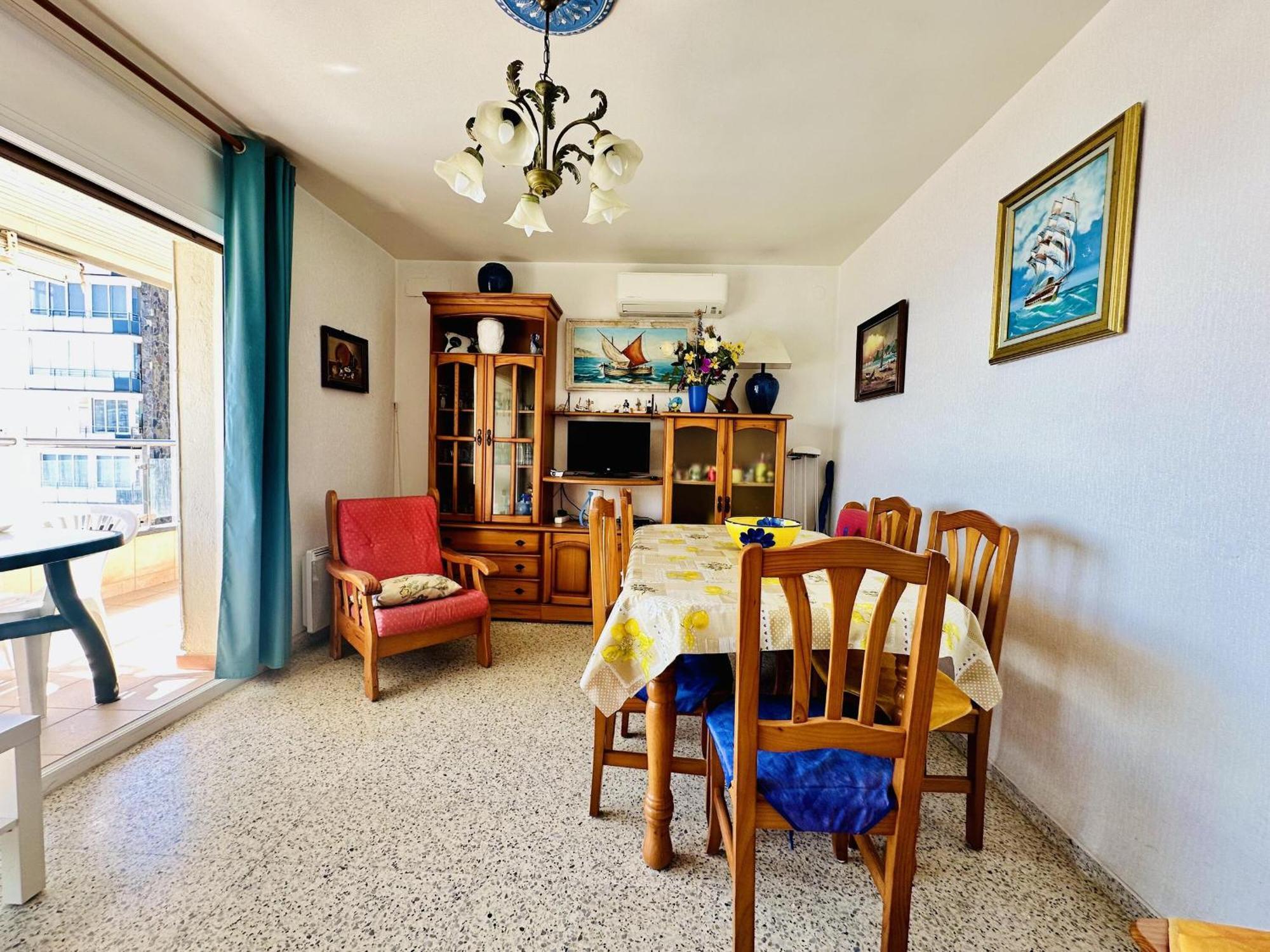 Appartement 3170 Hort De Mar E 341, Vista Inmejorable, En 1ª Linea De Mar Y Frente A La Playa Mas Espaciosa De Roses. Edificio Tranquilo. A.a. Parking. - Es-258-4