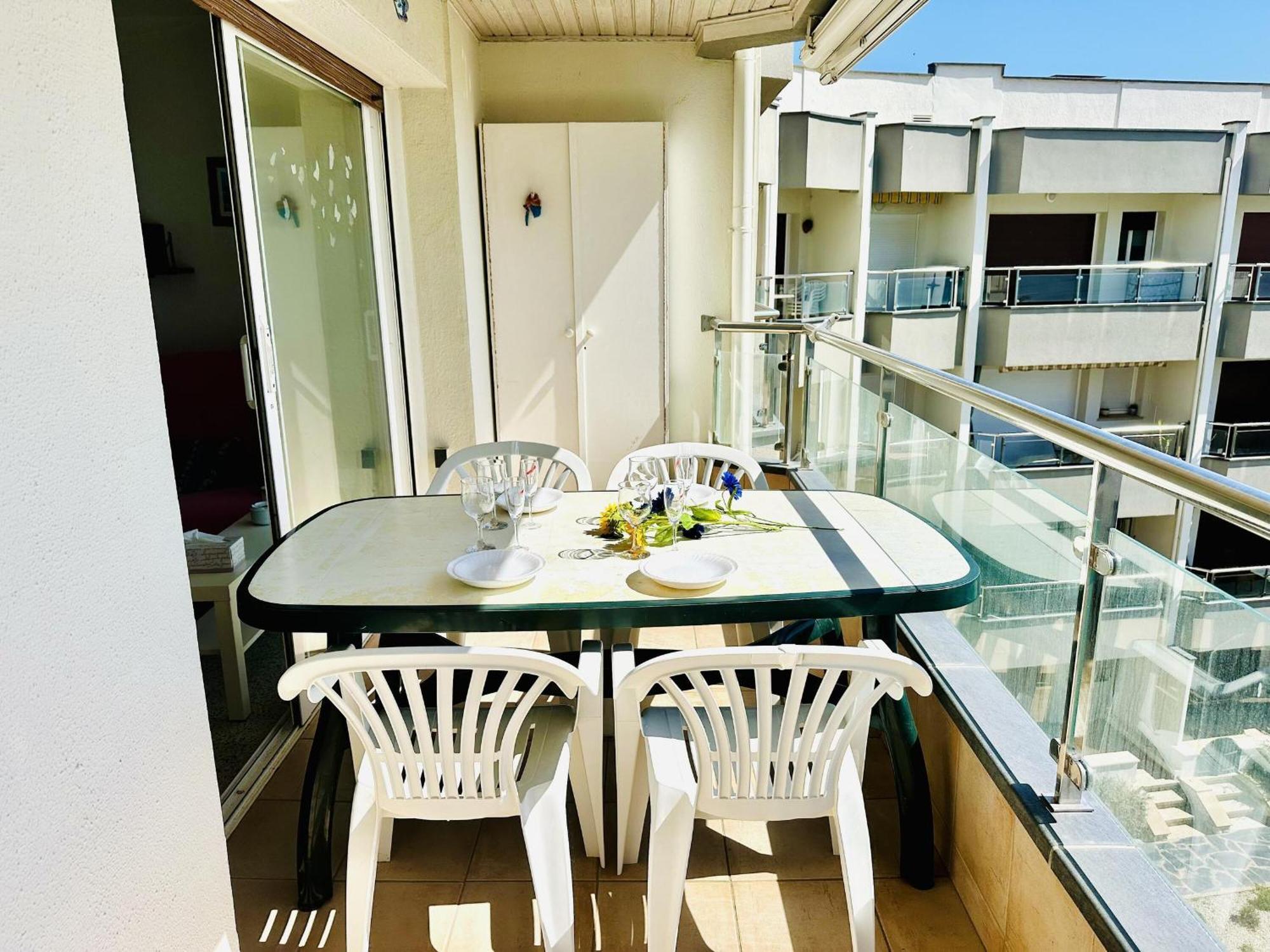 3170 Hort De Mar E 341, Vista Inmejorable, En 1ª Linea De Mar Y Frente A La Playa Mas Espaciosa De Roses. Edificio Tranquilo. A.a. Parking. - Es-258-4 Appartement *